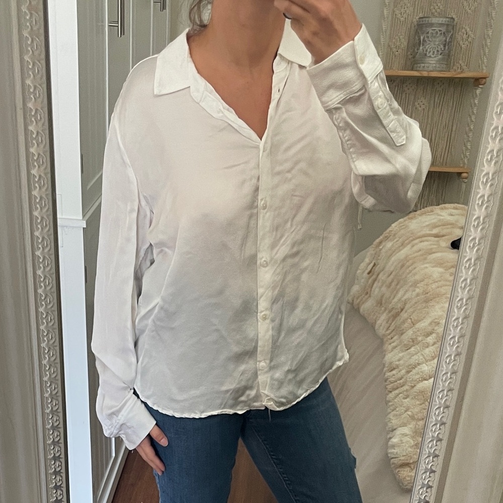 New Amour Vert White Button-Down Blouse